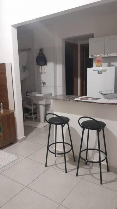 Apto Em Ubatuba Divisa Com A Praia De Itagua E Facil Acesso As Praias Fica Ao Lado Do Atacado Tenda Da Rodovia Rio Santos Exteriör bild